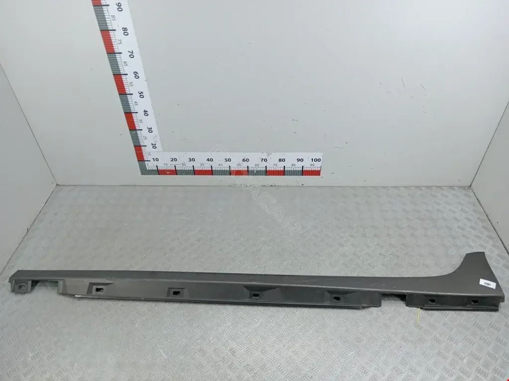 Накладка на порог 4G0853859D