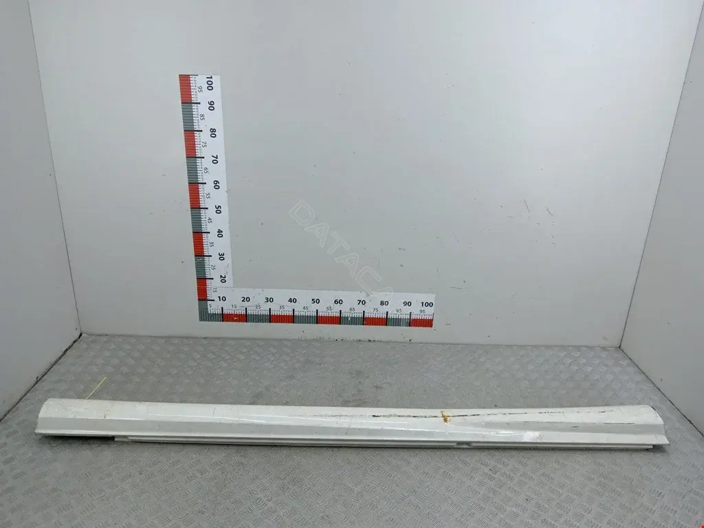 Накладка на порог A2046981454