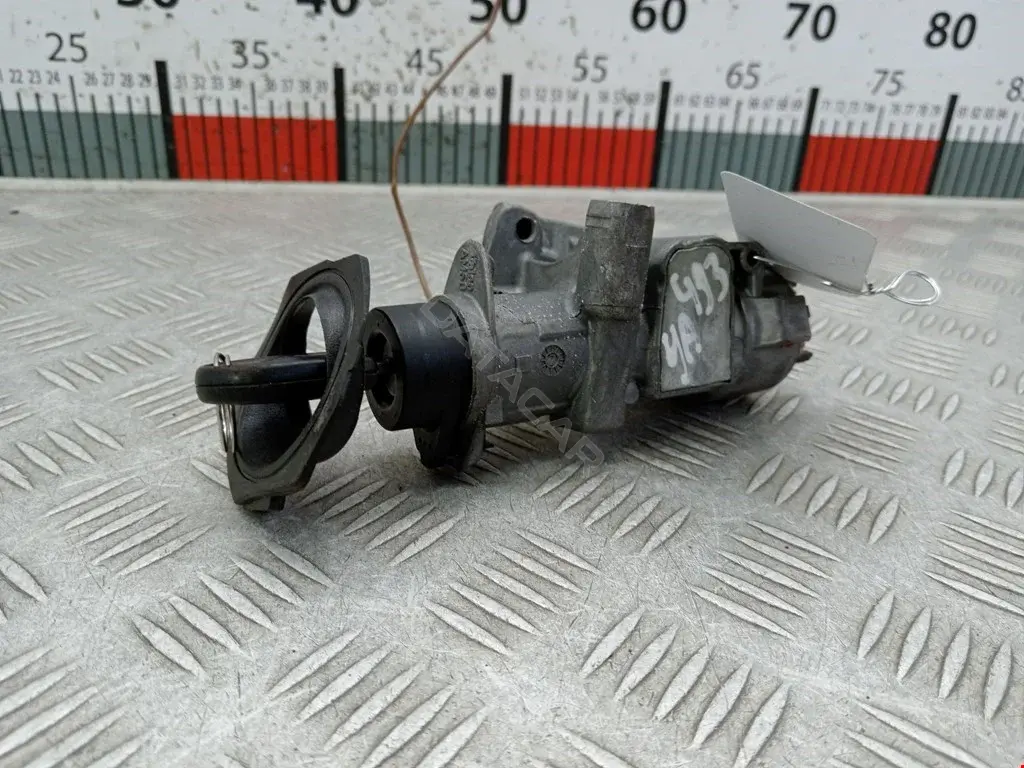 Замок зажигания 0011019743, 100035010, 101084