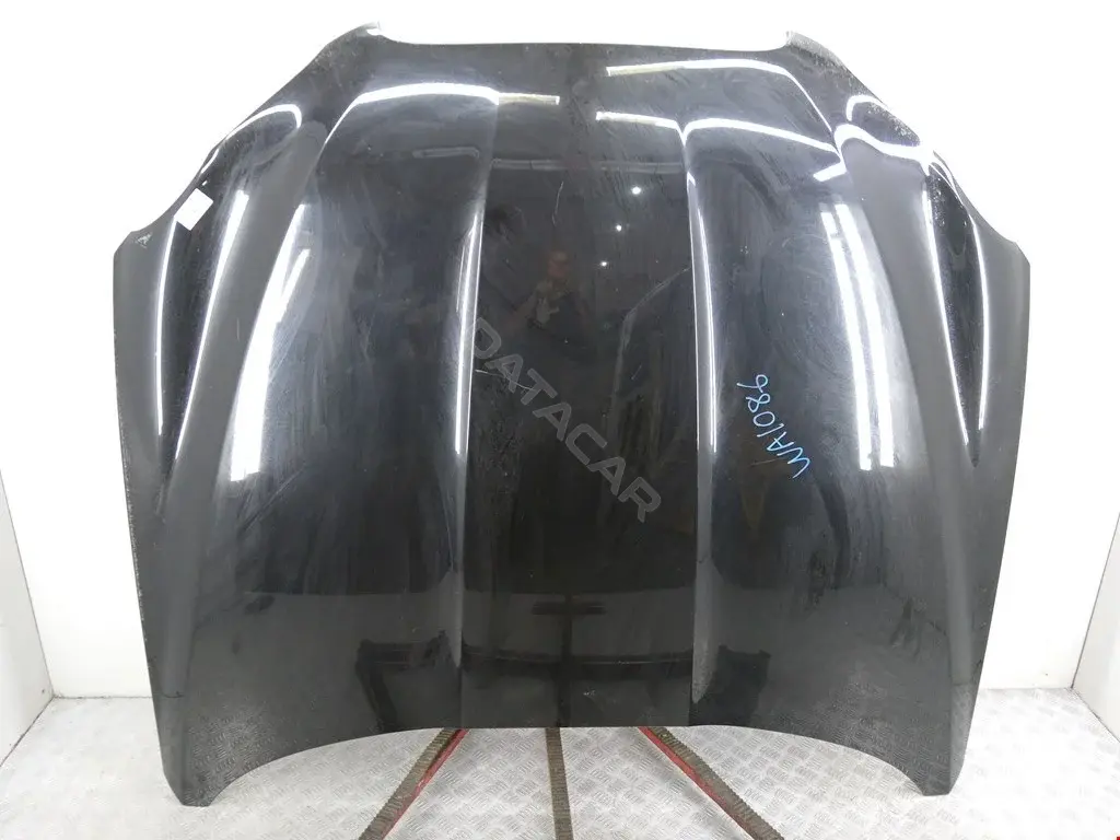 Капот 8X23F16854