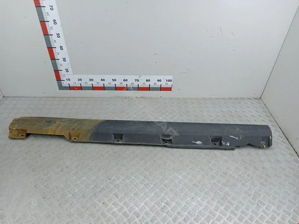 Накладка на порог BM51A10154