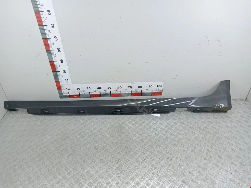 Накладка на порог 4G0853855G