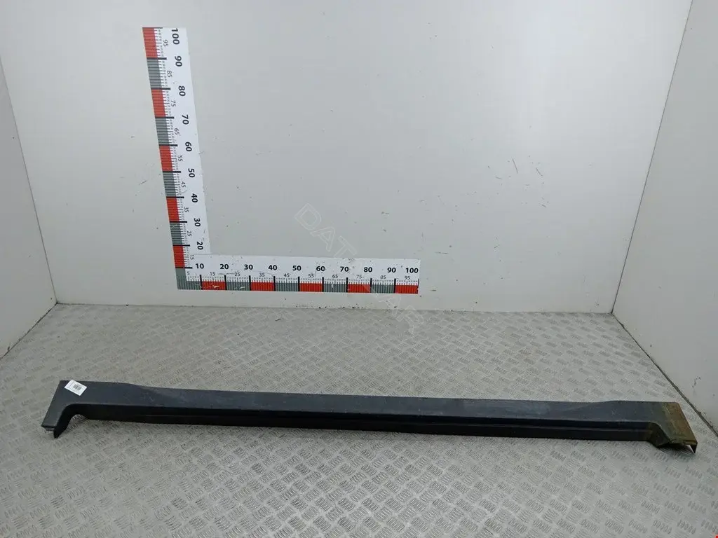 Накладка на порог 768514CM0A