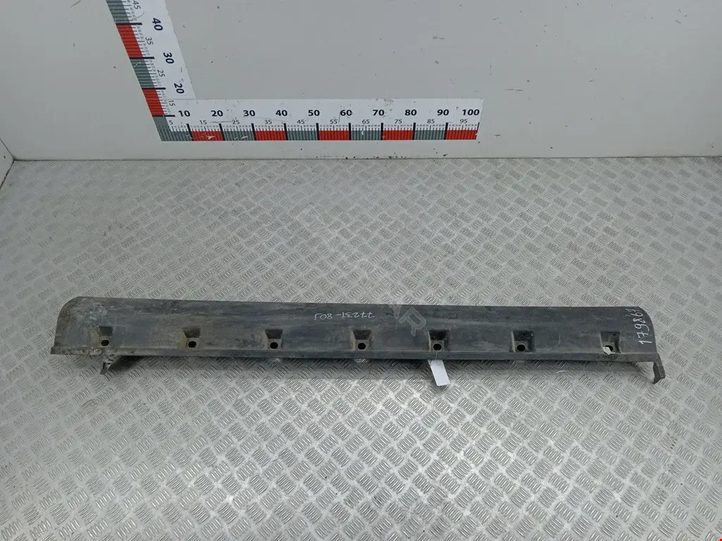 Накладка на порог 7723180J