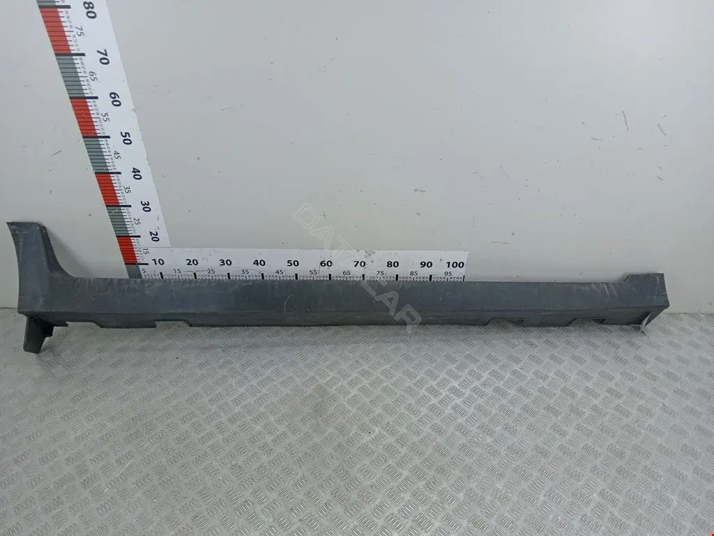 Накладка на порог 87754M0000