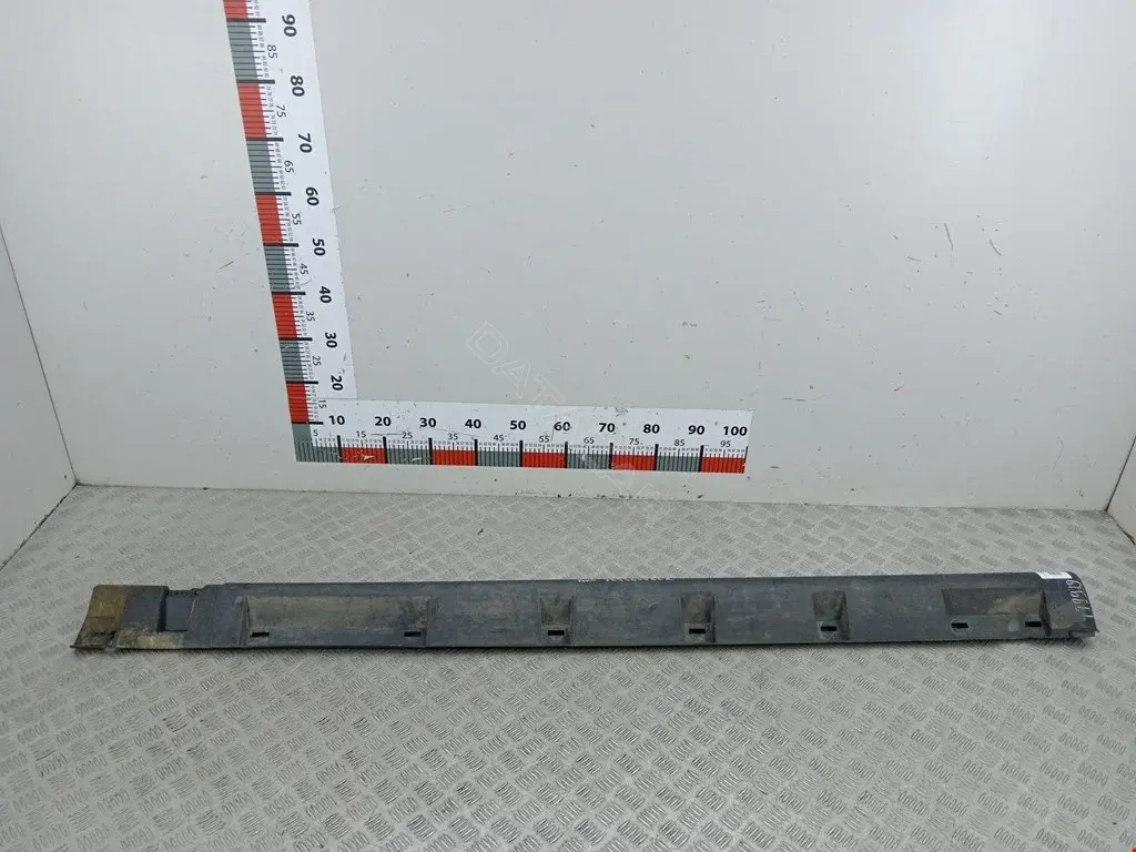 Накладка на порог 764365586R