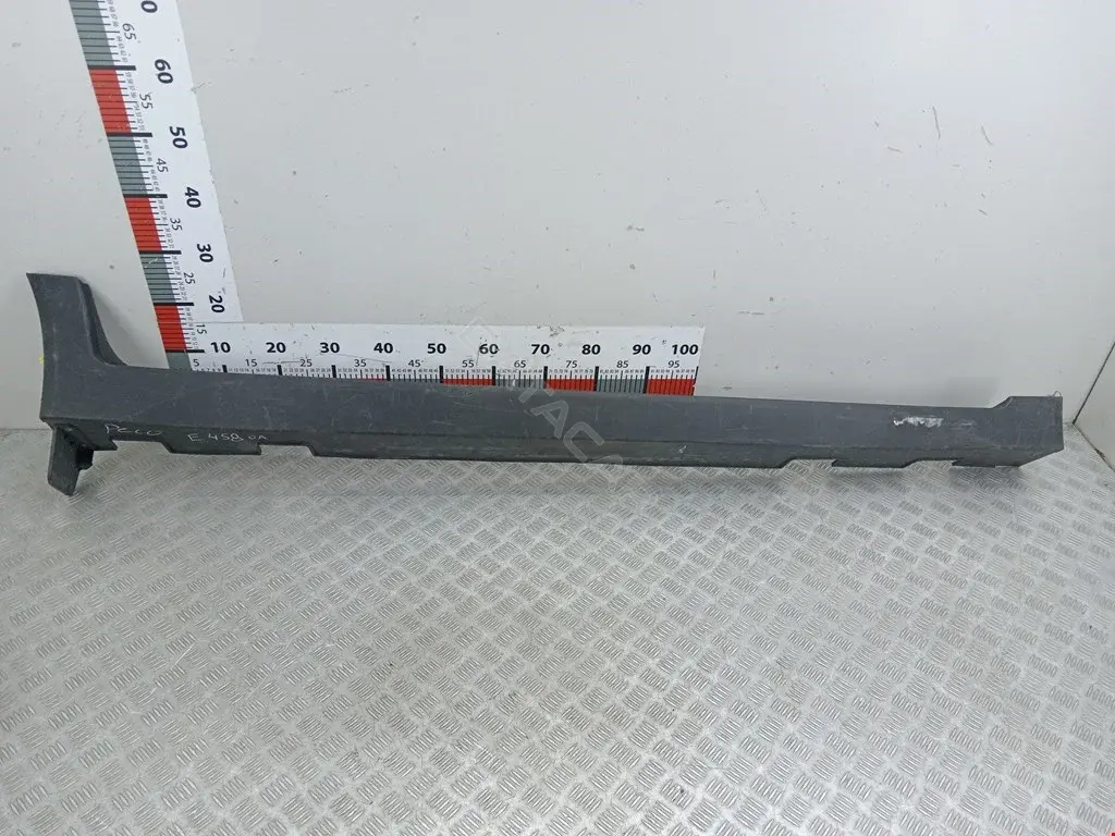 Накладка на порог 87754M0000