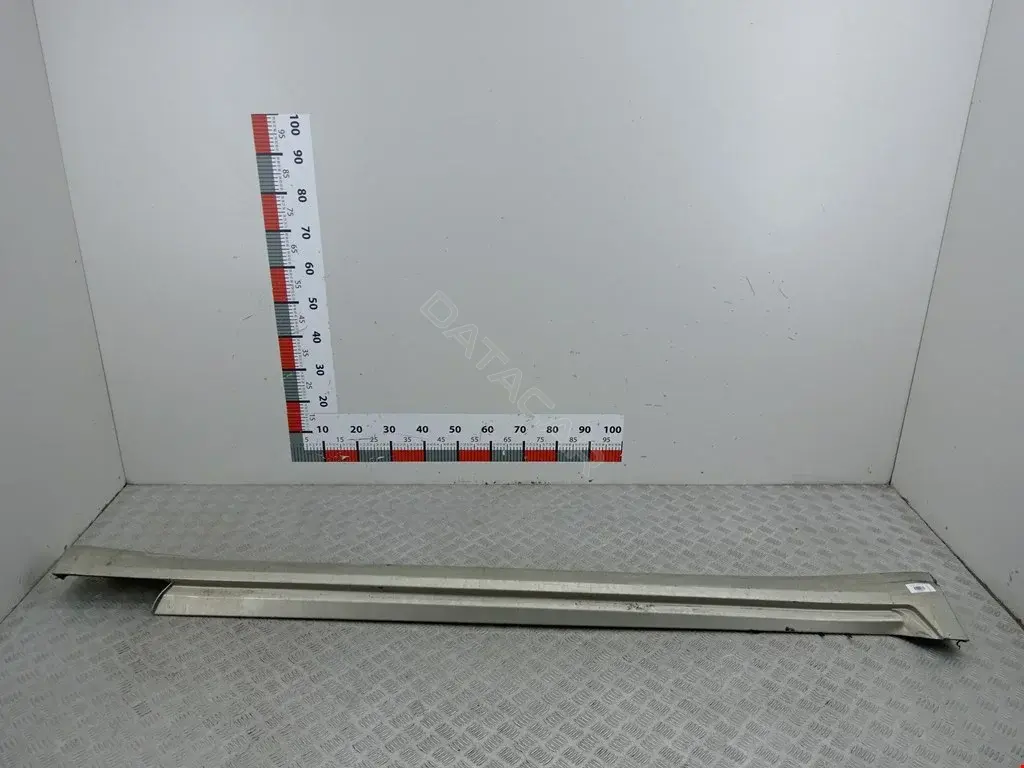Накладка на порог 76850JK01A