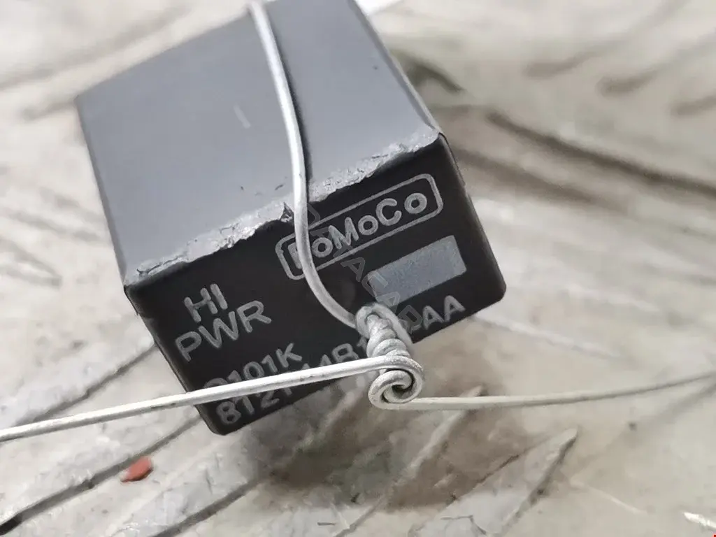 Многофункциональное реле 8T2T14B192AA