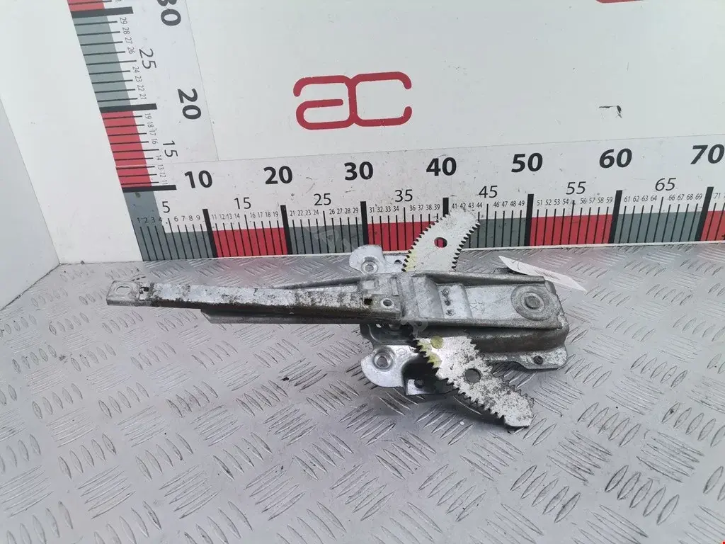 Стеклоподъемник 82721AX11B