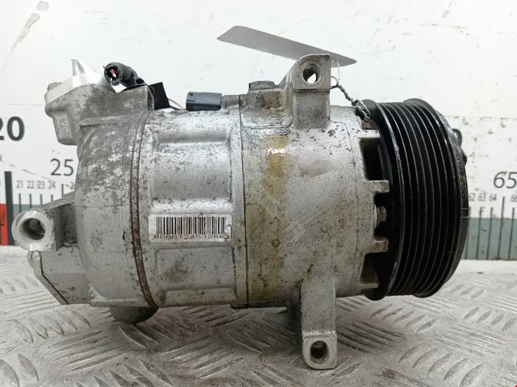 Компрессор кондиционера 4301K703, 510893, 700510893