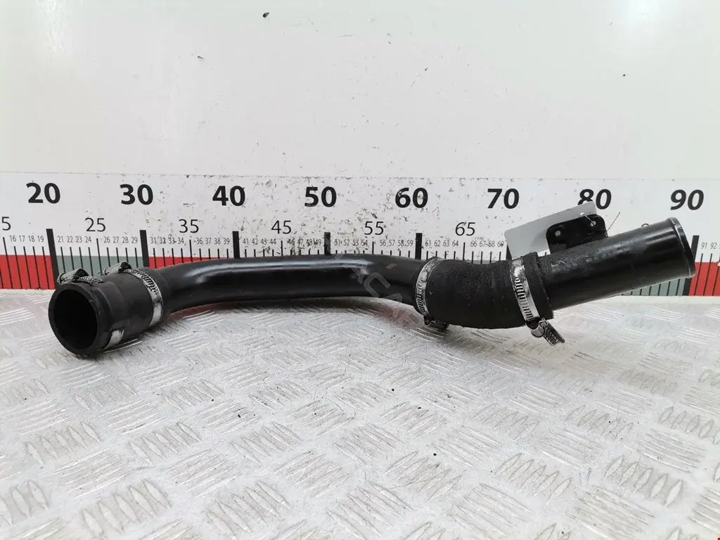 Патрубок интеркулера 8200127581