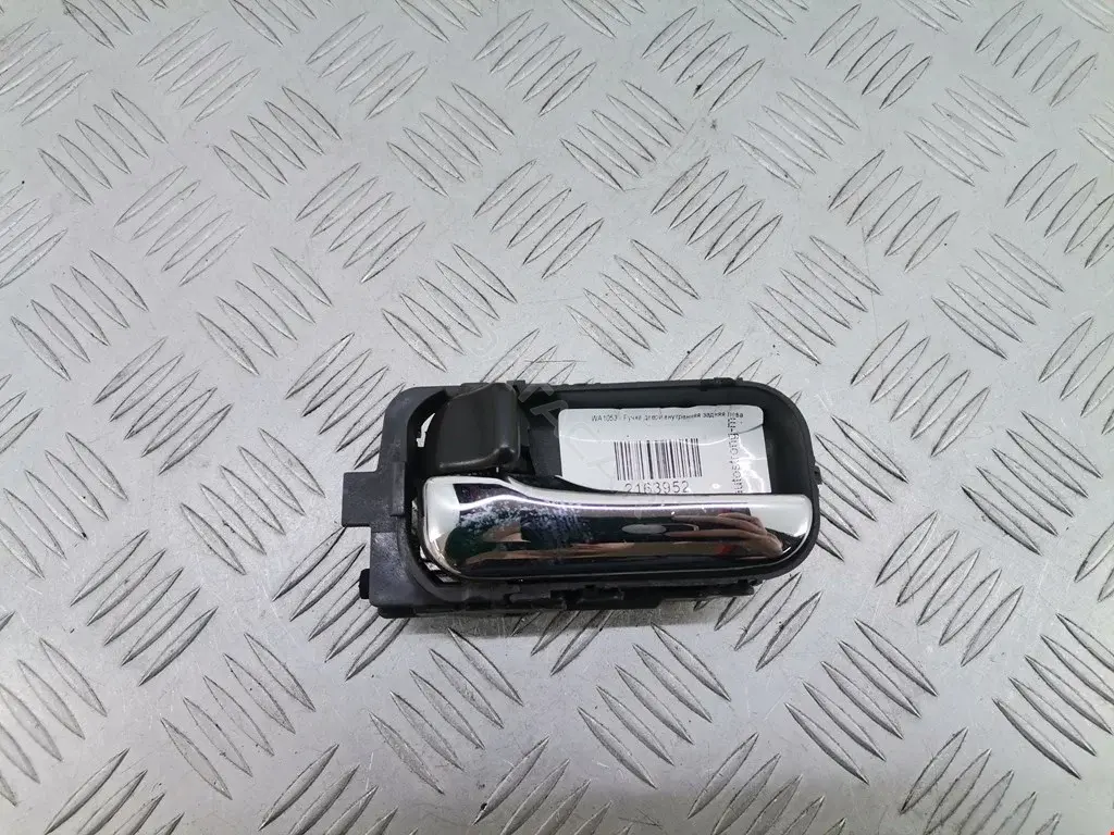Ручка двери 806718H902