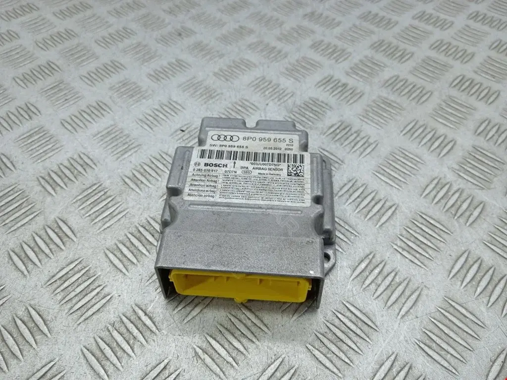 Блок управления подушками безопасности 8P0959655S