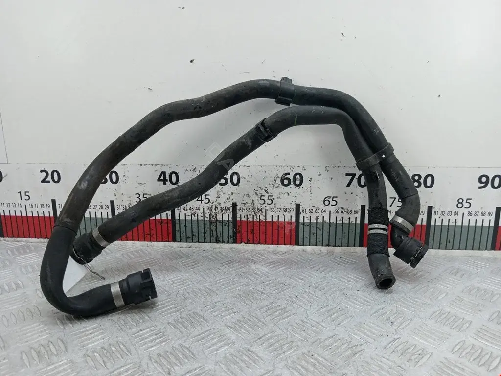 Патрубки системы охлаждения 64219124076