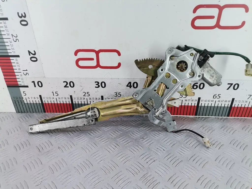 Стеклоподъемник MR144595, MR970605