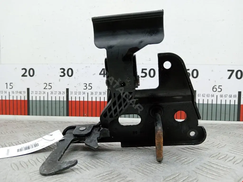 Замок капота 4F0823480B