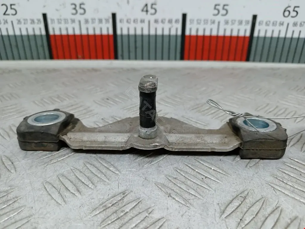 Замок крышки багажника 8P4827507A