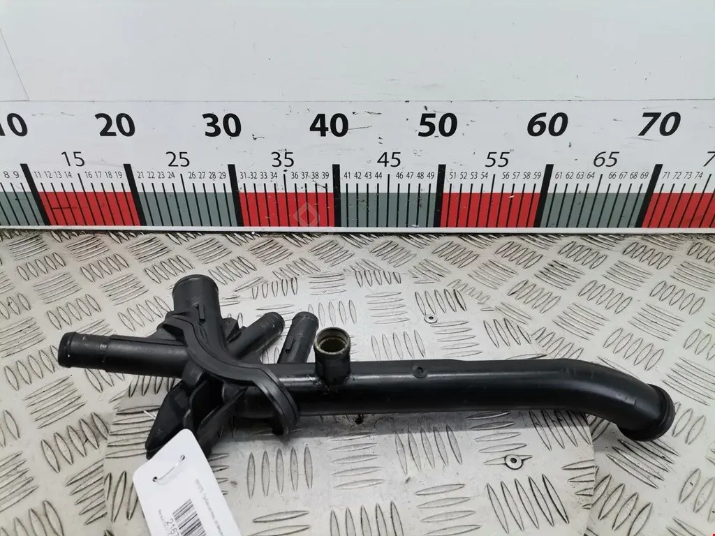Патрубки системы охлаждения 2167888