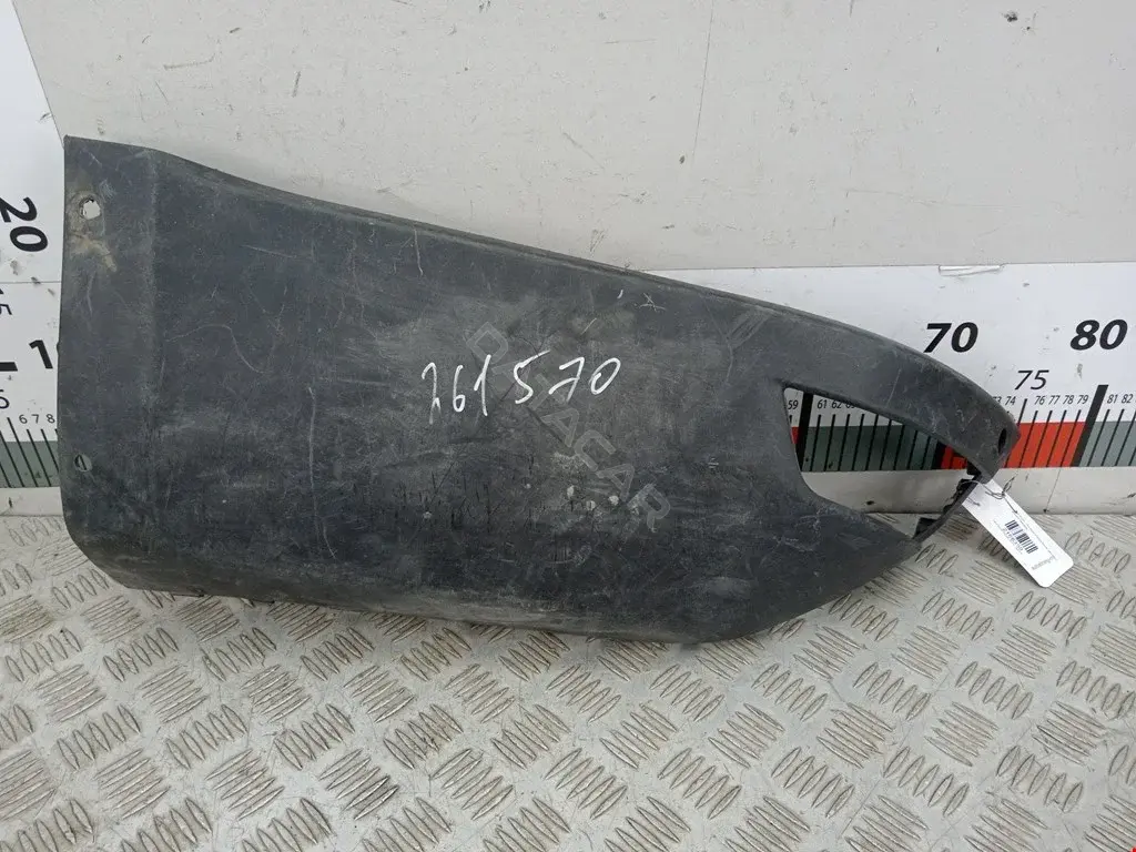 Накладка бампера 2168359