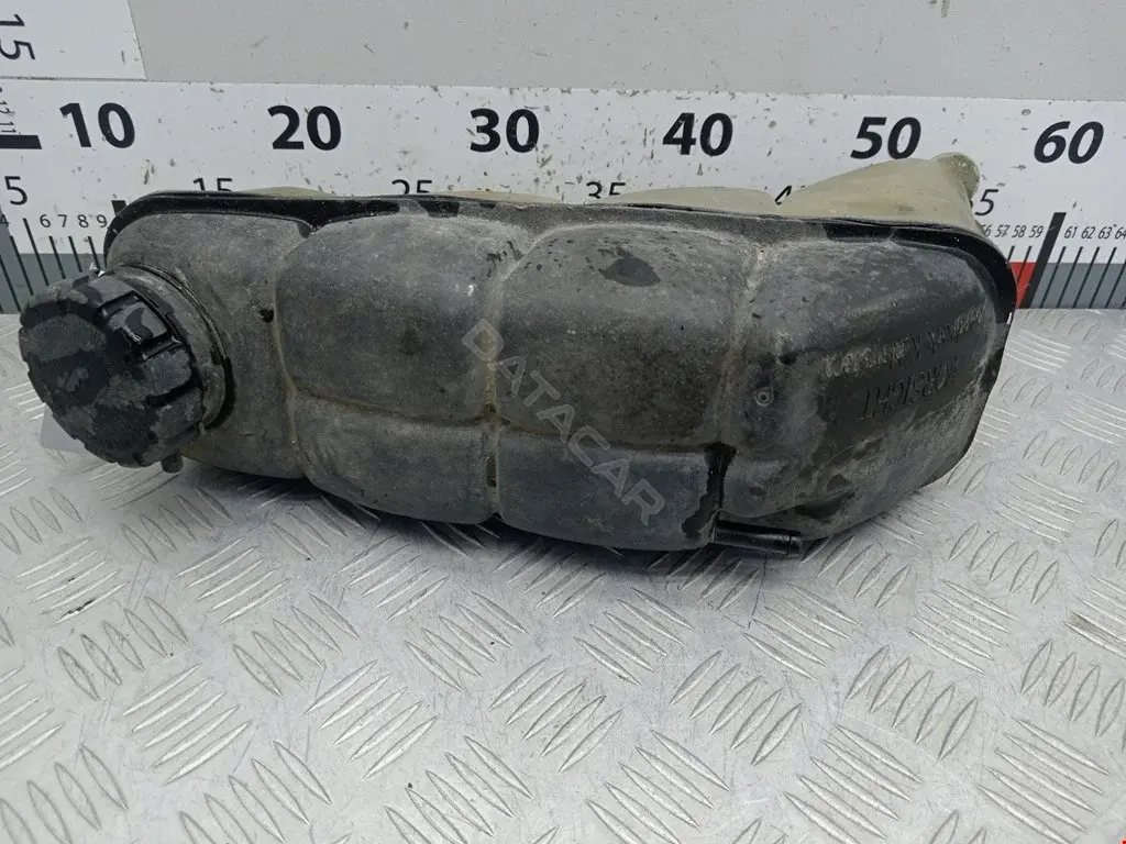 Расширительный бачок A2105000549