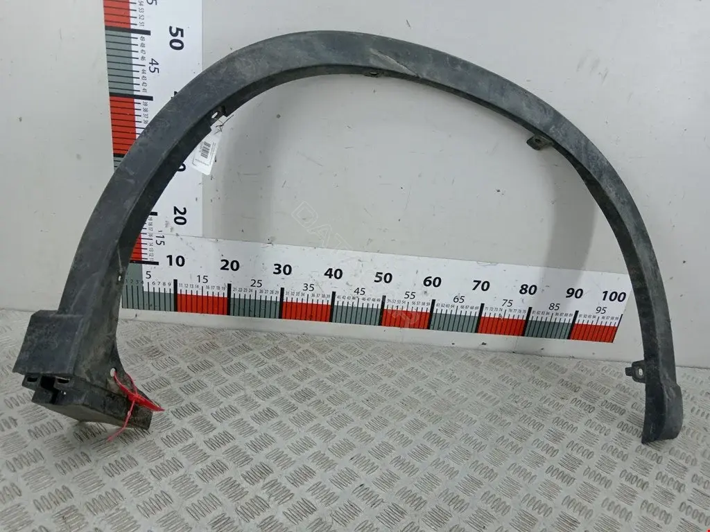 Молдинг крыла KD5351W21