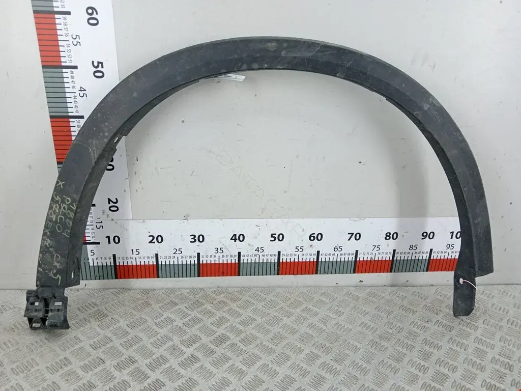 Молдинг крыла KB7W51W21