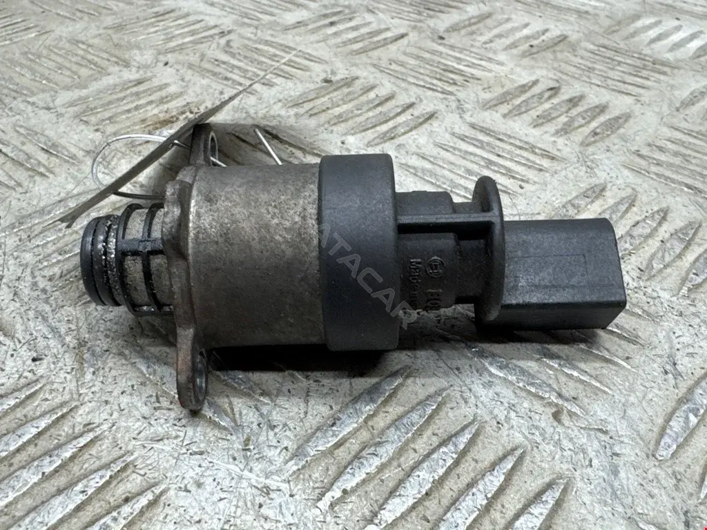 Регулятор давления топлива 0928400691, 13517797875, 9300