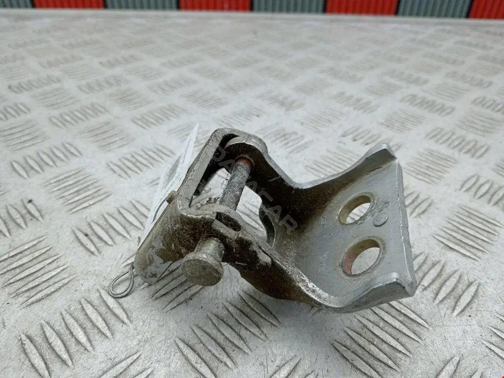 Петля двери 9035G5