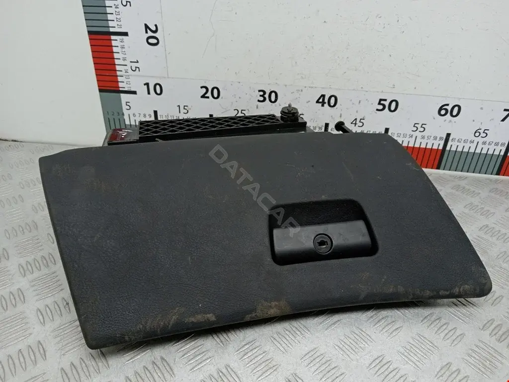 Бардачок 51167143320