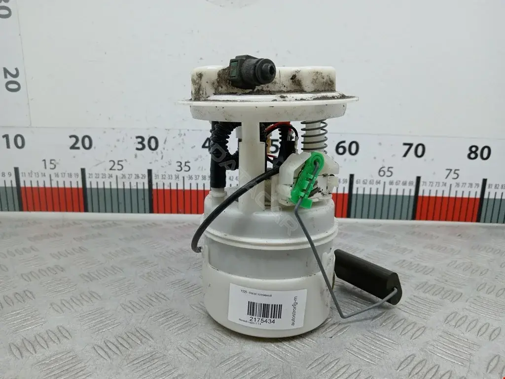 Топливный насос 172024388R, CF3090, CF3577