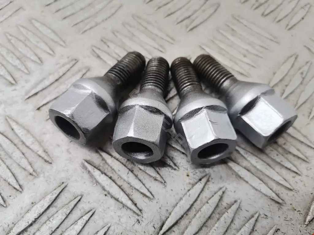 Болт колесный 02062, 021329, 05437
