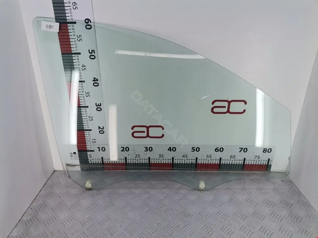 Стекло двери 8242117000