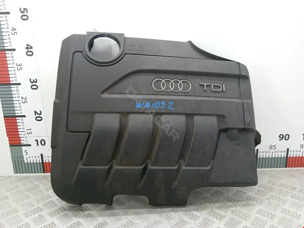 Декоративная крышка двигателя 03L103925AD, 03L103925AE