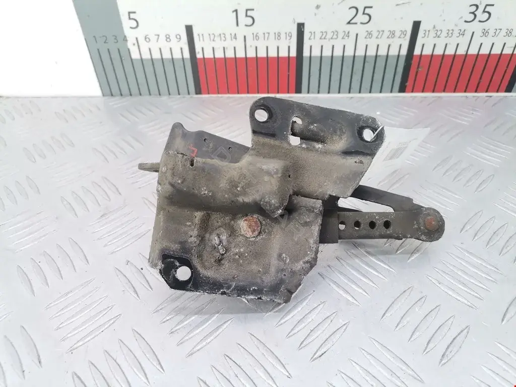 Замок капота 4B0823480C, 4B0823480E