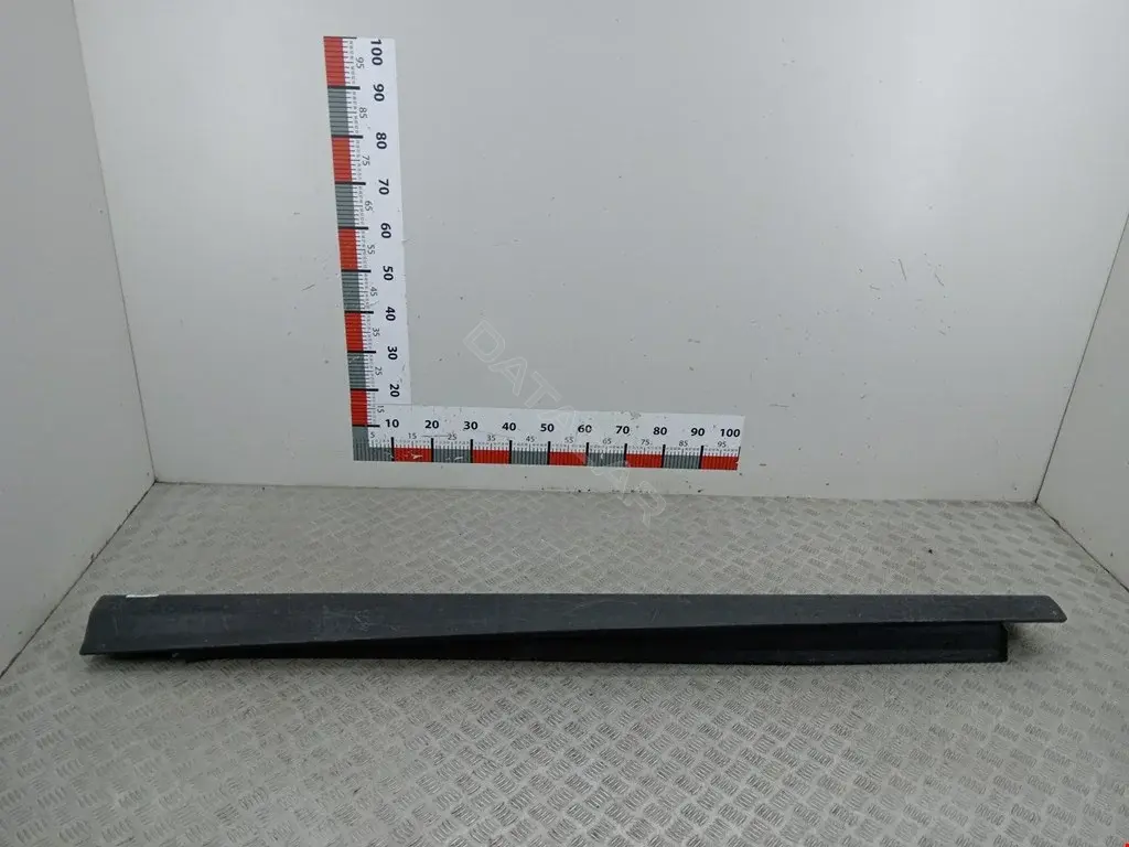 Накладка на порог BM51A10155A