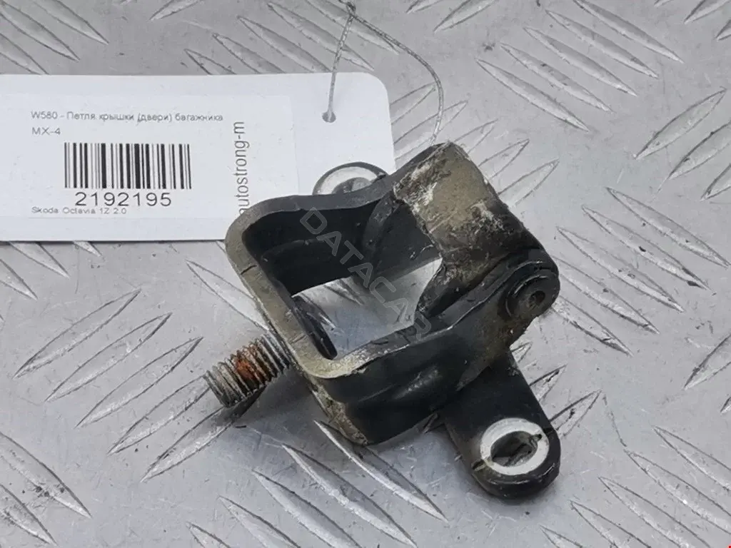 Петля крышки багажника 1Z5827301C, 1Z5827301D