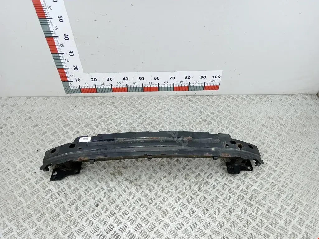 Усилитель бампера C2Z18083