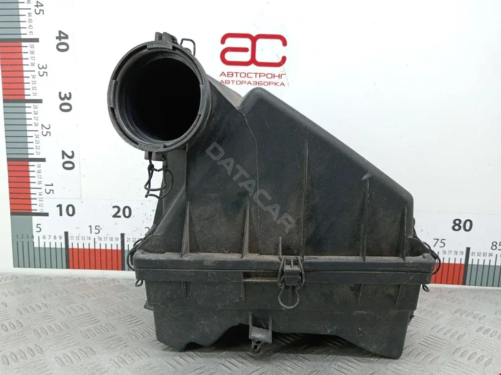 Корпус воздушного фильтра A1635050160