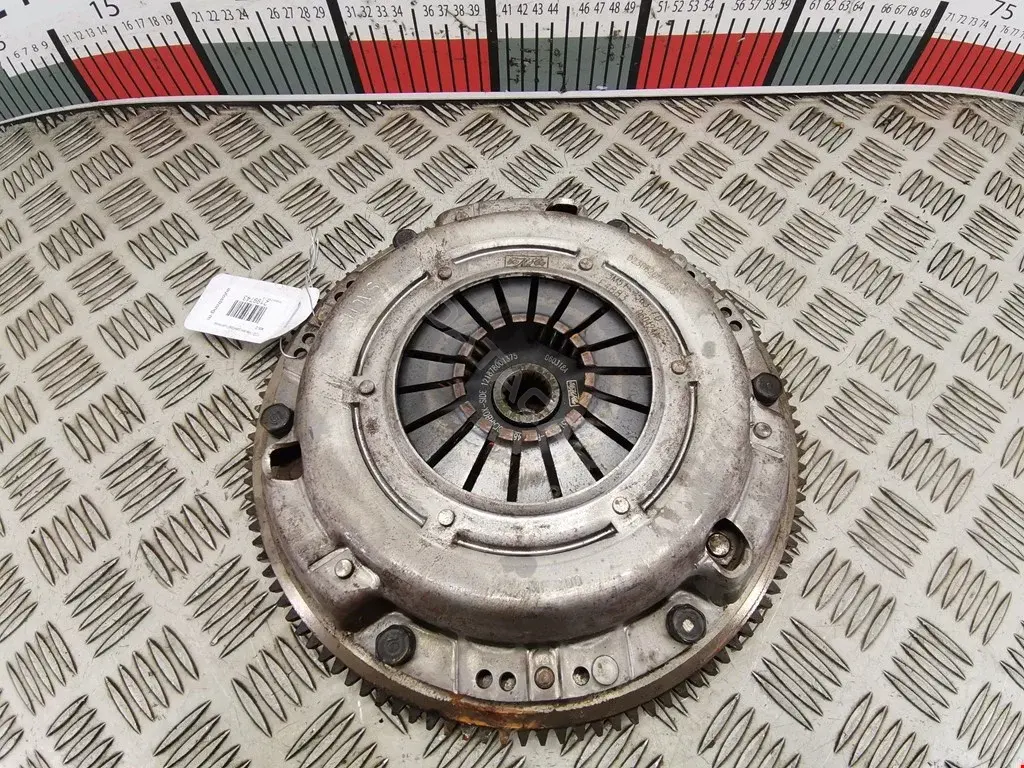 Маховик Z60111500A