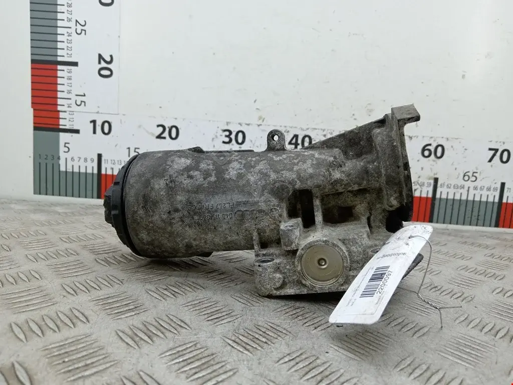 Корпус масляного фильтра 045115389C, 045115389H, 045115389K