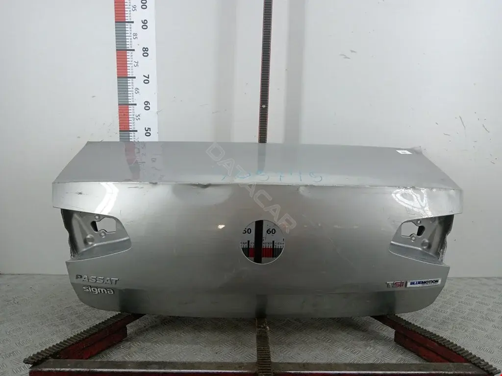 Крышка багажника 3AE827025
