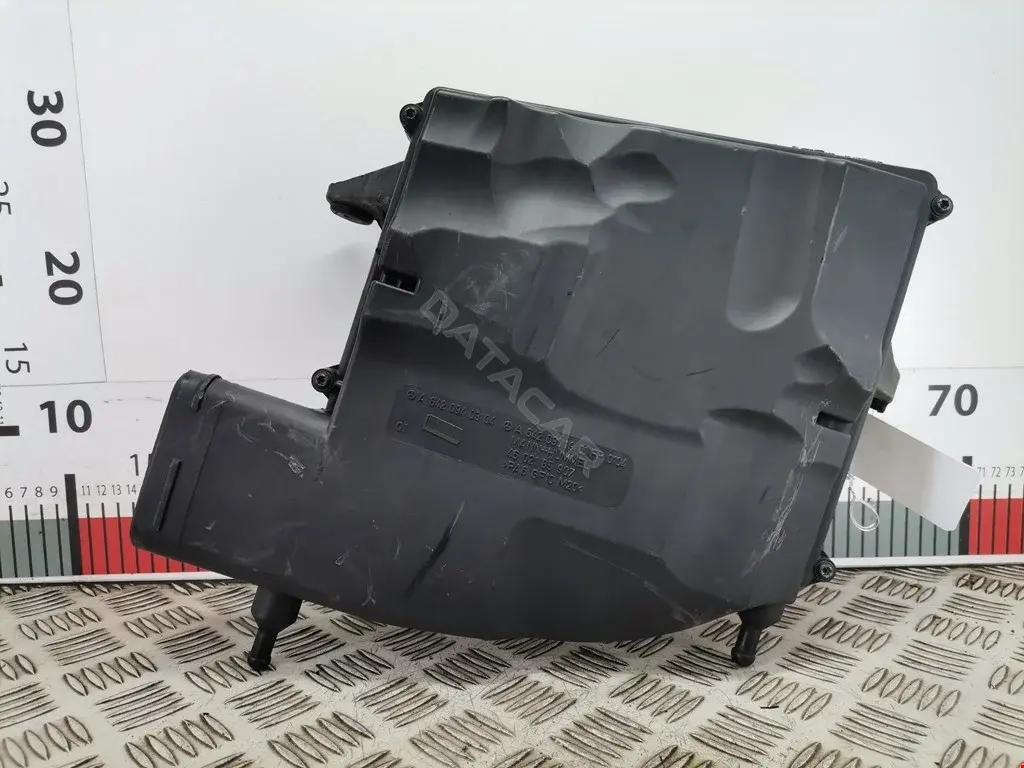 Корпус воздушного фильтра A6420903901
