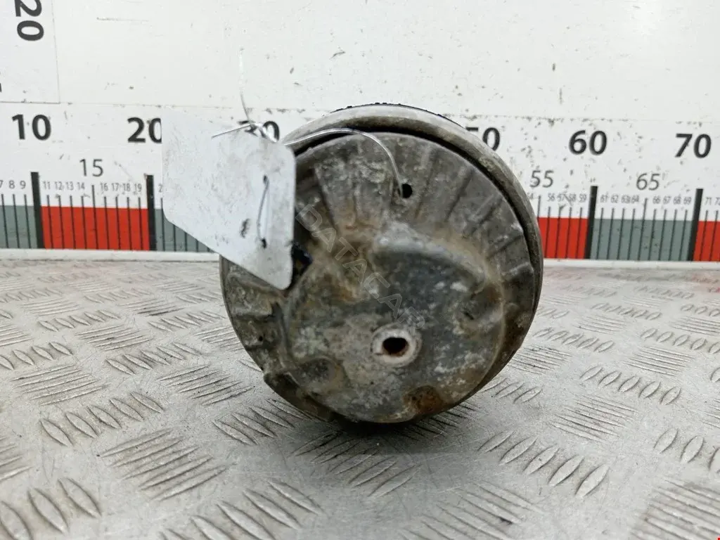 Подушка двигателя (Опора) 0011021522, 0140240158, 17953