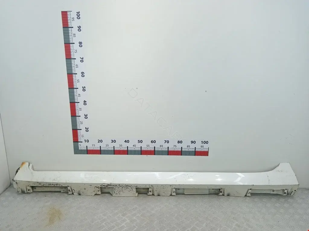 Накладка на порог 7585206240