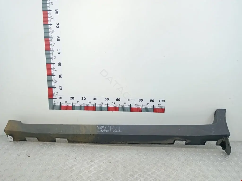 Накладка на порог 87753M0000
