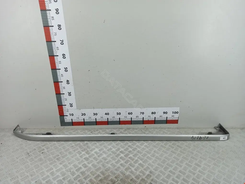 Накладка на порог 5177360100