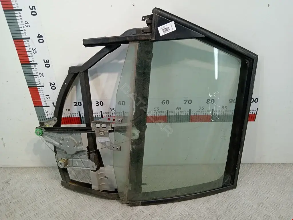 Стеклоподъемник 8D0839400A