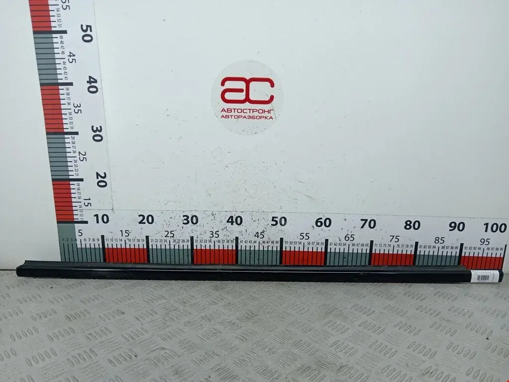 Молдинг двери 2204861
