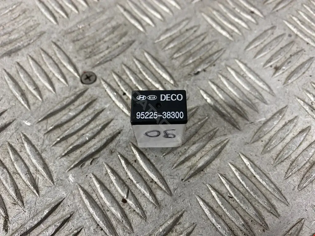 Многофункциональное реле 1238313, 13500128, 19115082